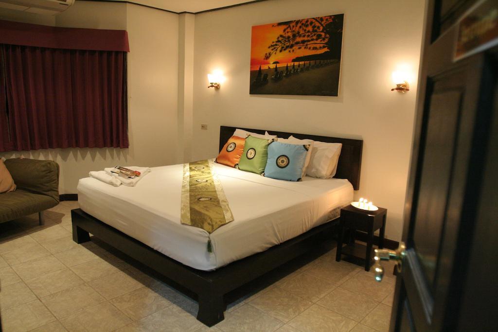 Angus O'Tool'S Guesthouse Karon Chambre photo