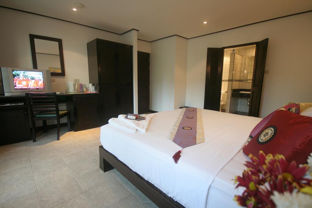 Angus O'Tool'S Guesthouse Karon Chambre photo