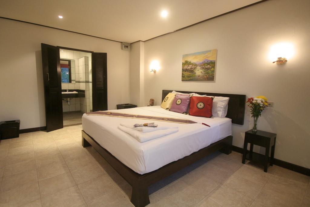 Angus O'Tool'S Guesthouse Karon Chambre photo