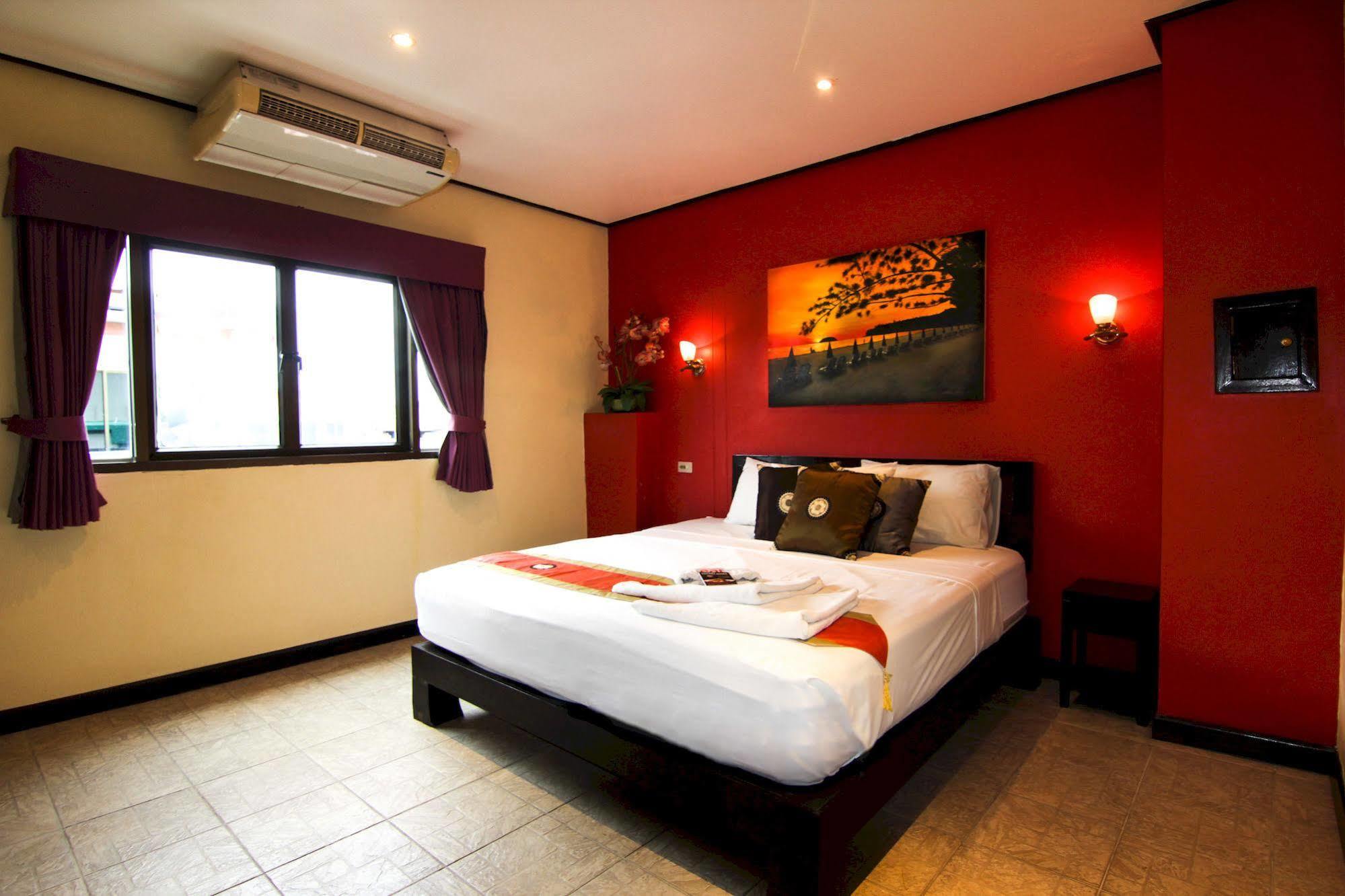 Angus O'Tool'S Guesthouse Karon Extérieur photo